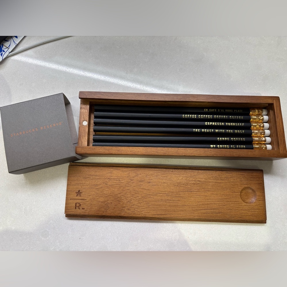 From Milan,Starbucks Reserve Wooden Pencil Set